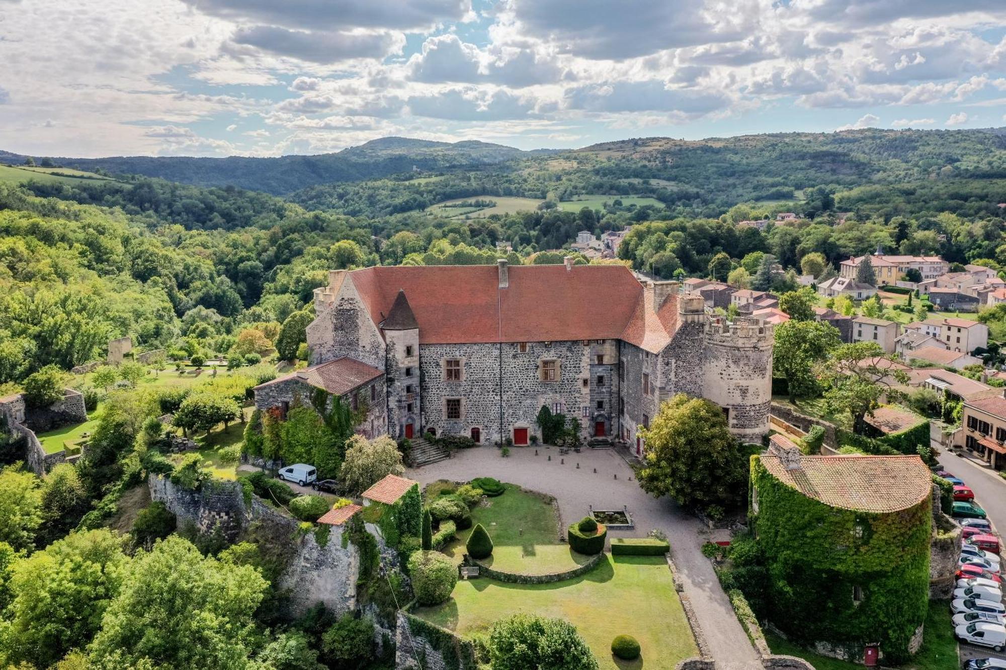 Chateau Royal De Saint-Saturnin Luaran gambar
