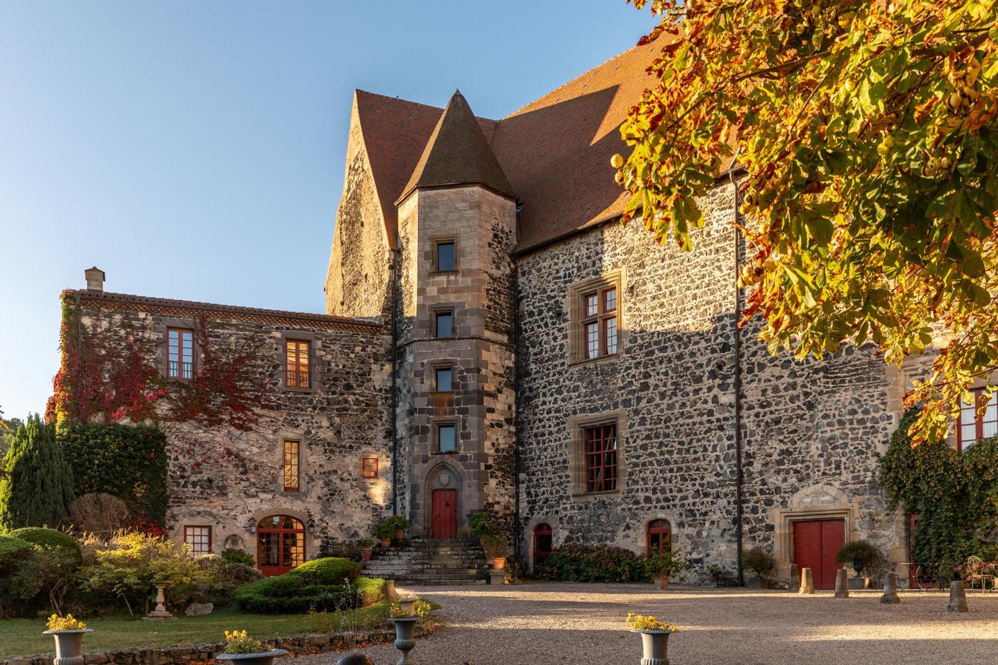 Chateau Royal De Saint-Saturnin Luaran gambar